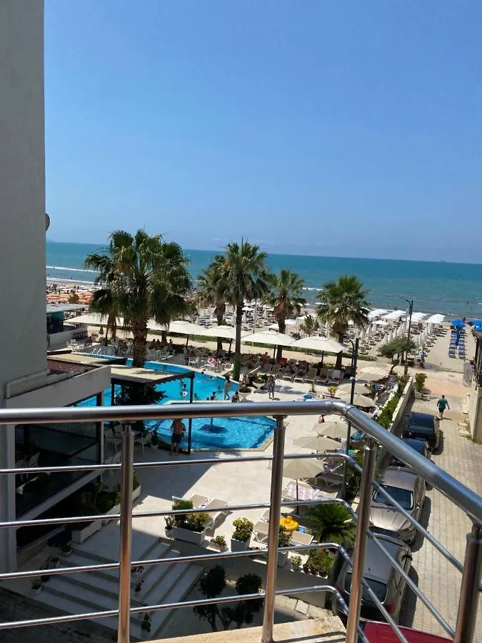 Sea View Blue Apartamente ドゥラス アパート